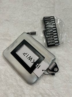 Cross body purse