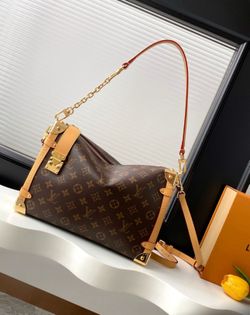 Louis Vuitton side trunk MM