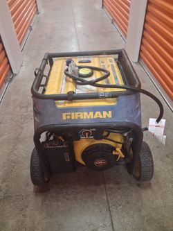 Used Firman portable generator has a 439cc OHV engine. This dual-fuel capable unit is yellow and black with a blue front panel. It includes a propane