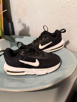 Nike size 10 C toddler