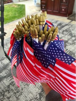 50 pcs Small American Flags on Stick, Handheld 4 x 6“ Mini, Kid-Safe Spear Top