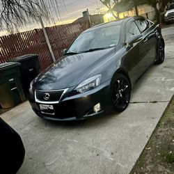 2009 Lexus is 250