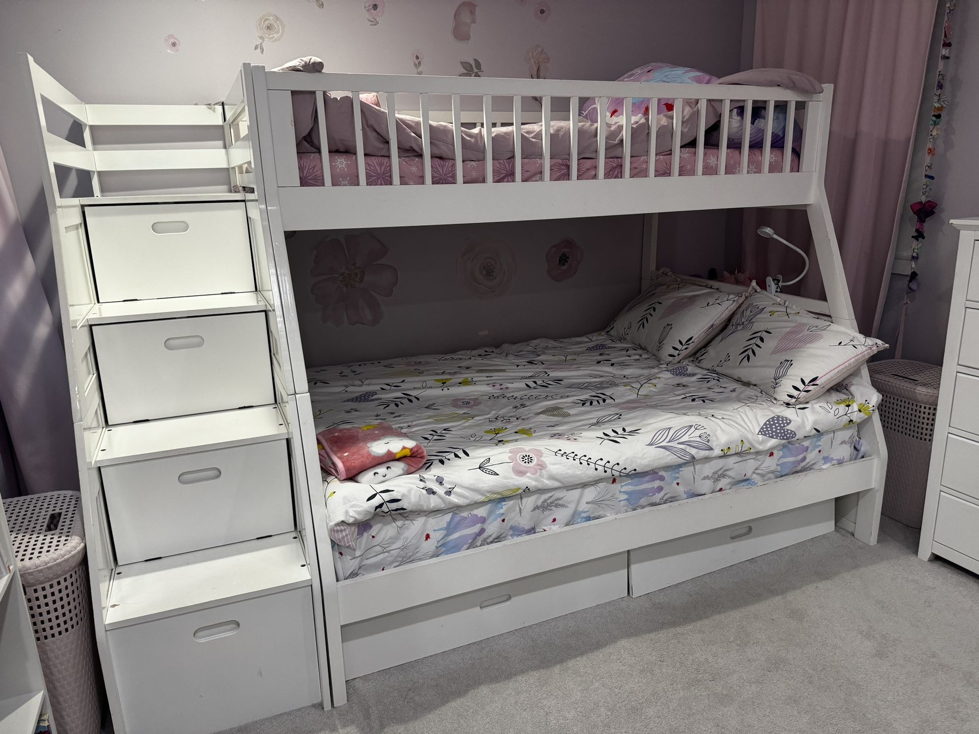 Used White Bunk Bed - Twin & Full