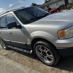 2003 Ford Expedition