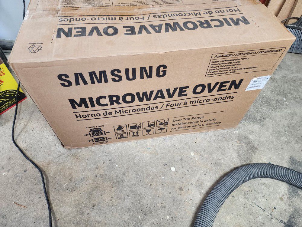Samsung  Microwave ME16A4021AS 
