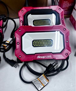 2 Snap-on 2000 Lumen LED Work Lights 922261 – Boxes Included