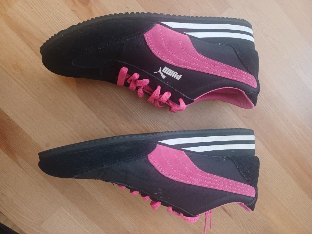 Vintage Puma Hot Pink And Black Sneakers Women's 9.5