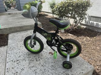 12-Inch Star Wars Mandalorian - The Child Kids Bike