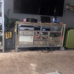 Mirrored Table