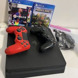 Play stations Pro 4