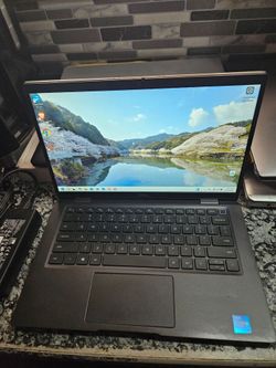 DELL Latitude 7320-13.3" LAPTOP i5-1165U-2.11GHz,16GB Ram,256GB SSD HD,Windows 11
