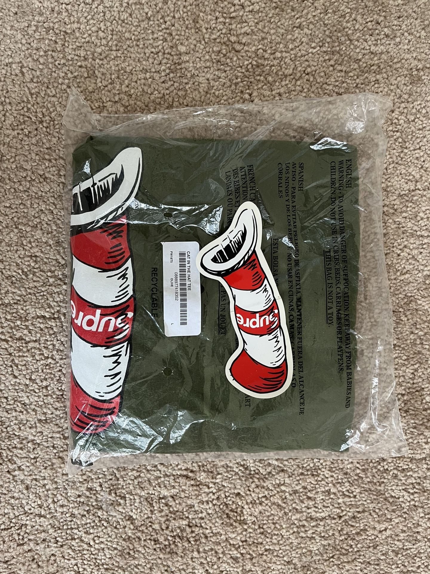 Supreme Large Tee Shirt Cat In The Hat Olive
