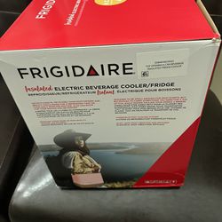 Electric Beverage Cooler / Fridge