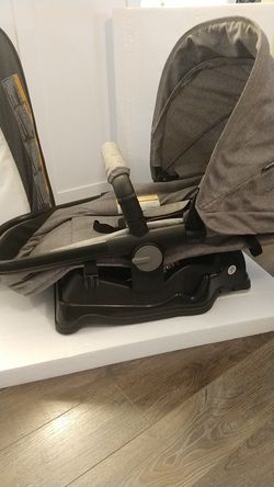 Urbini infant car seats with base