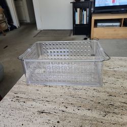 Storage Container With Handle - New