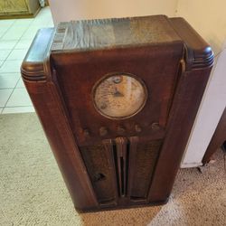 Vintage Silvertone Model 4586