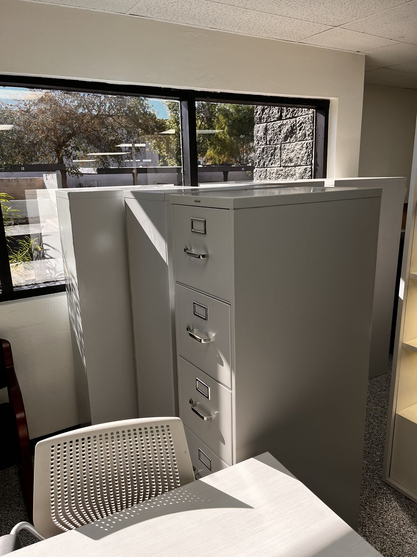 5 Drawer File cabinet