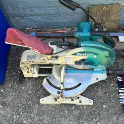 Makita  Compound Miter Saw
