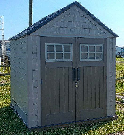Rubbermaid  Storage Shed With Flooring 7x7