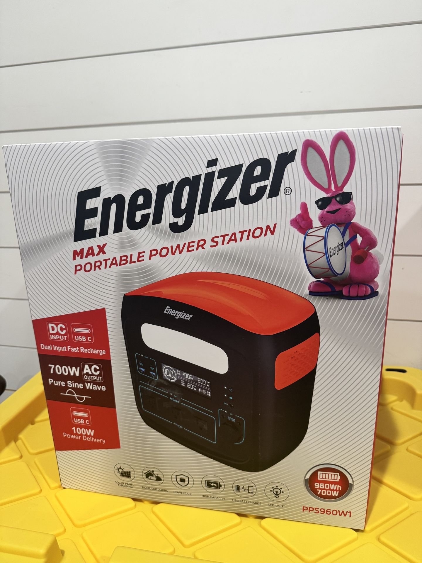 ***BRAND NEW*** Energizer 960W MAX Portable Power Station Solar Generator