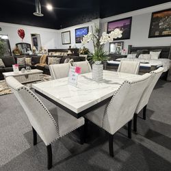 7 Pc Dining Table 