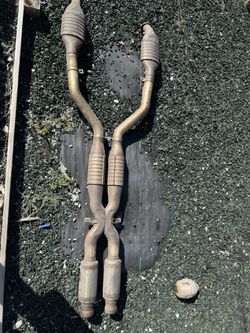 2008-2013 BMW M3 V8 E90 E92 E93 Sport 3 series Catalytic Converter OEM