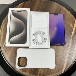 Apple   15  Pro  Max