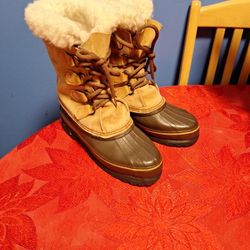 New Sorel Boots Size 7 Womens