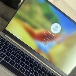 Samsung - Galaxy Book4 15.6" FHD Laptop - Intel Core 7- 16GB Memory - 512GB SSD - Silver For Sale