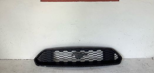 2018-2023 Ford Mustang grille (8)