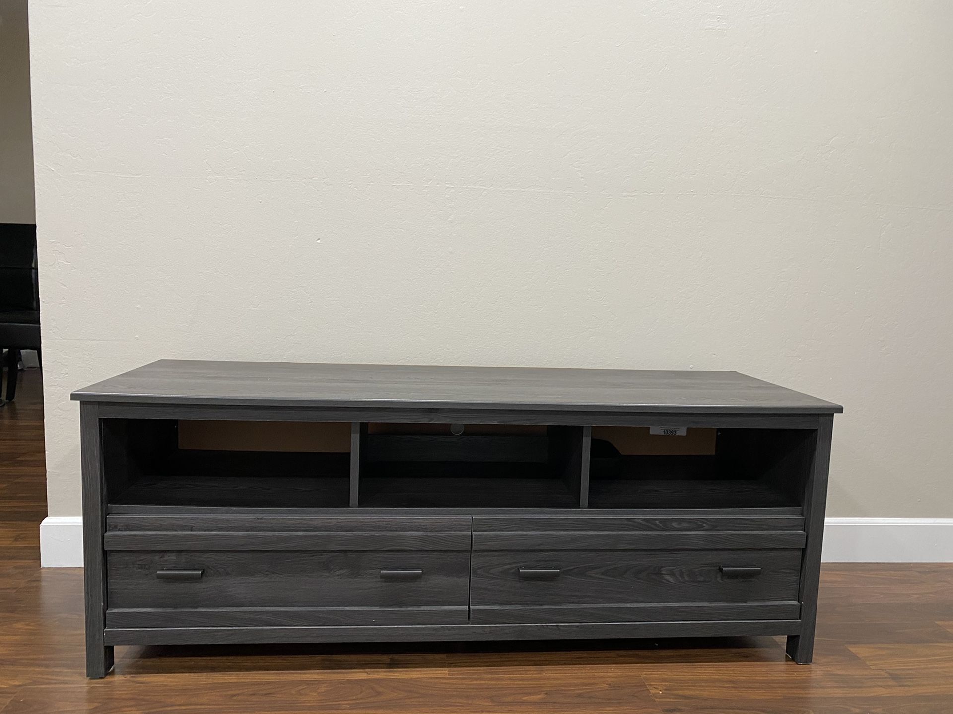 TV Unit for sale for tv upto 65 inches