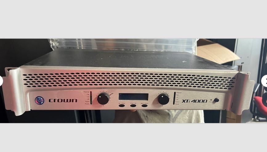 CROWN XTI 4000 power amp