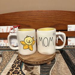 Rae Dunn Mom Mug