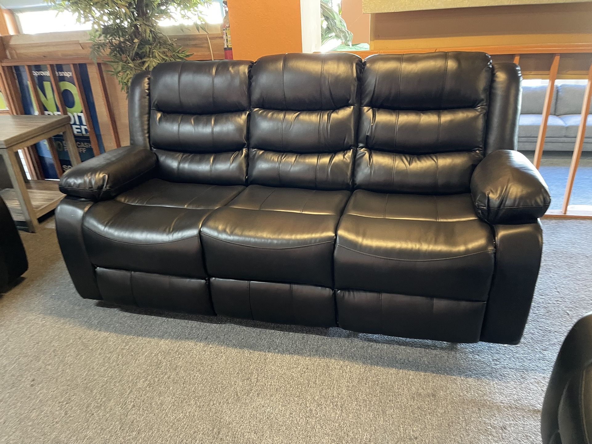 Sofa Recliner With Cup holder Black
