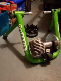 Indoor bike trainer kurt kenetic