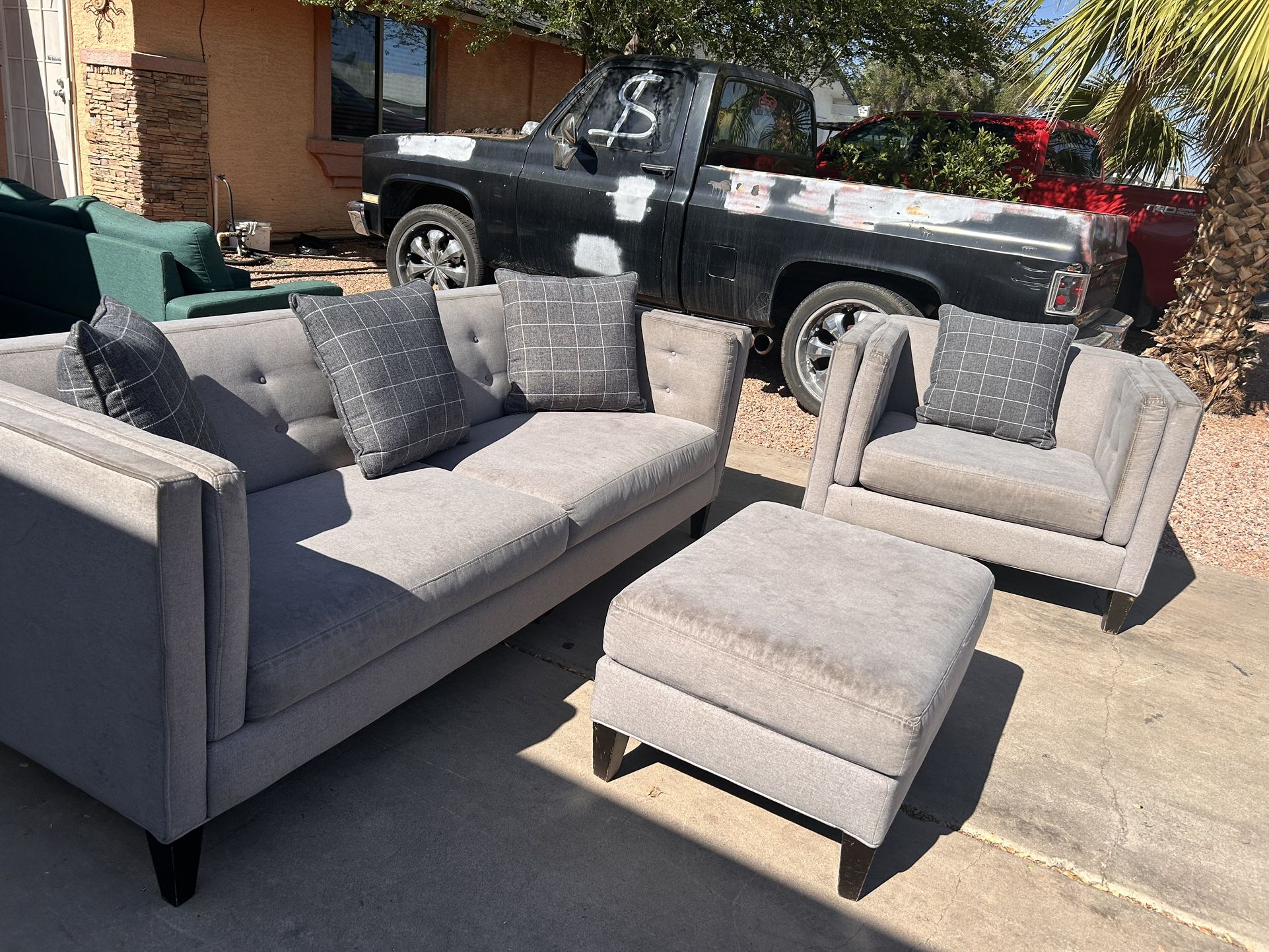 Gray Couch Set. $330 Delivered Available Small Fee. Ou H Need Clean Little Bit