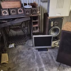 Antique Sewing Machine/Speakers And Computer Free