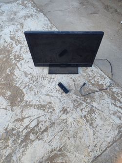 Emerson LCD TV with remote