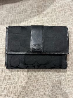 COACH Wallet Signature Monogram