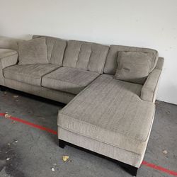 Small brown shaped l sectional couch pick up only