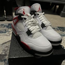 Jordan 4