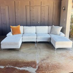 Modular Sectional ( Delivery Available )