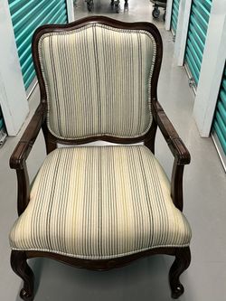 Traditional Dark Wood Fabric Accent Chair