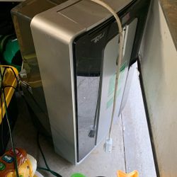 Stand Up Air Conditioner 