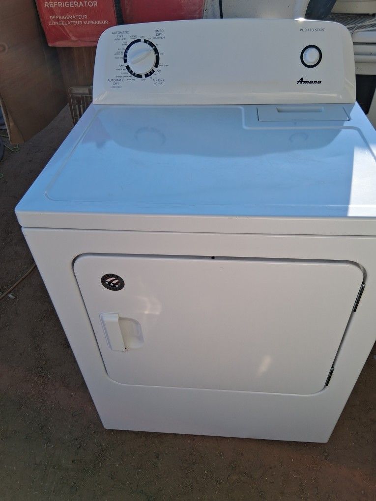 ELECTRIC DRYER AMANA WHITE ON WHITE WORKING EXCELLENT BIGGER TUBE PICKUP ONLY PRICE $100 DOLLAR WITH 6 MONTHS WARRANTY