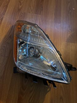 Toyota Prius Headlights
