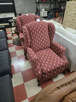 Recliner Chairs 