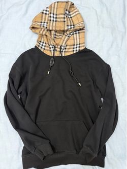 Burberry Hoodie & Scarf