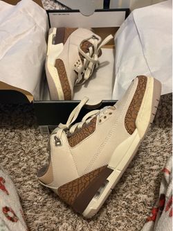 Brown palomino Jordan 3s