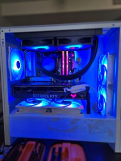 White / Black / Build